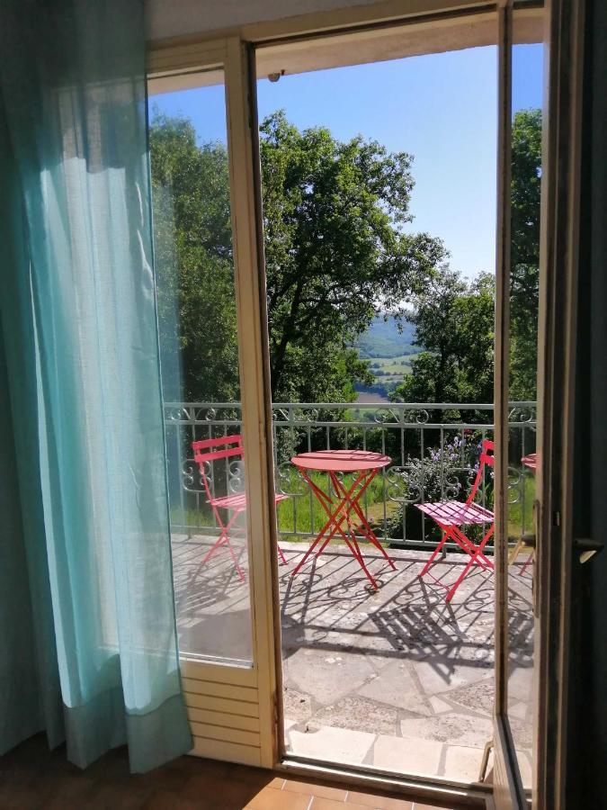 Bed and Breakfast Alabrena Feneyrols Esterno foto