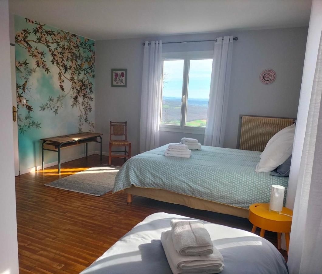 Bed and Breakfast Alabrena Feneyrols Esterno foto